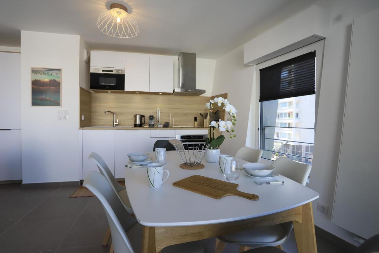 La Plume Vue Lac 3 Etoiles - Garage Prive, Secteur Recherche, Moderne & Tout Equipe, 6 Personnes Annecy Zewnętrze zdjęcie