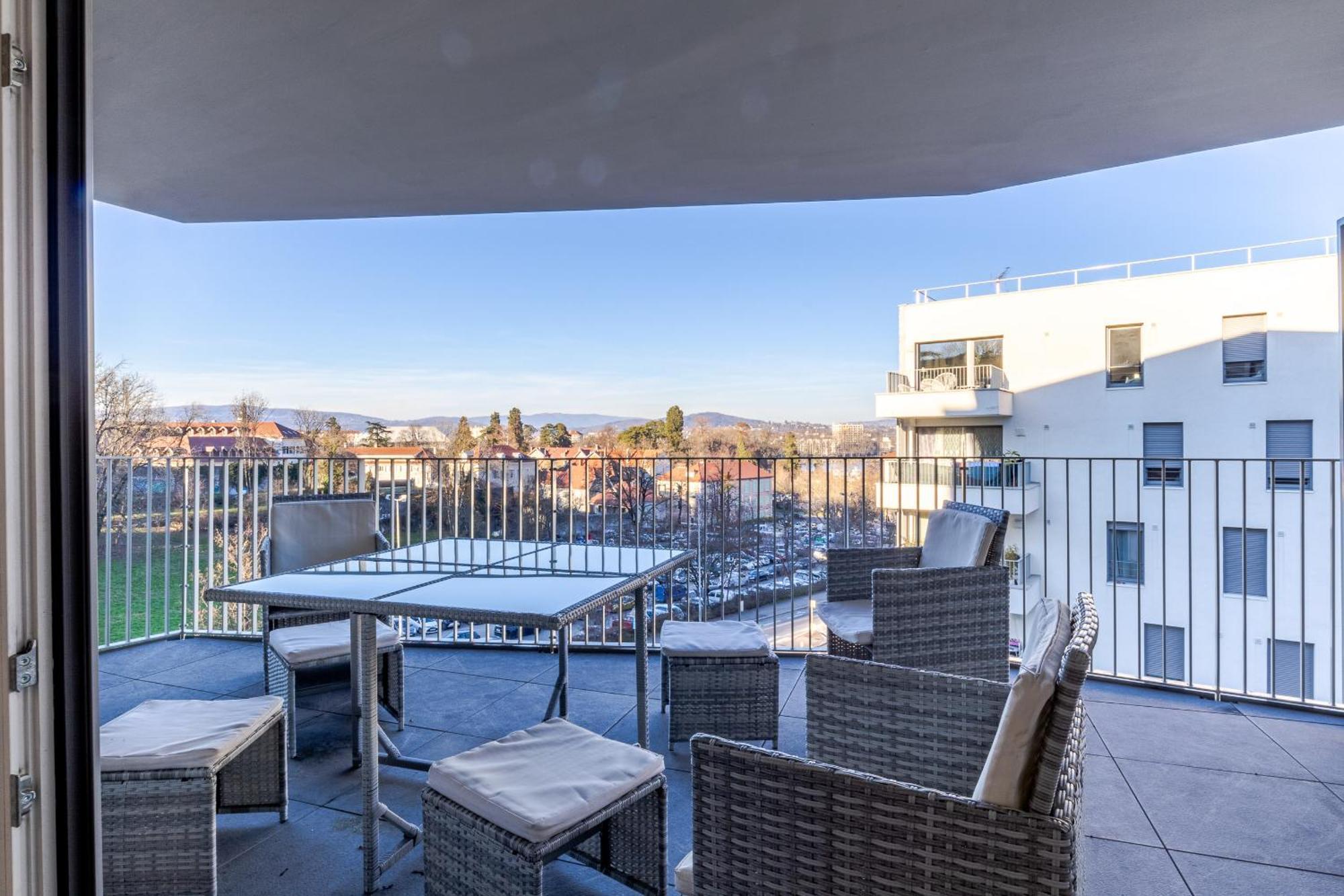 La Plume Vue Lac 3 Etoiles - Garage Prive, Secteur Recherche, Moderne & Tout Equipe, 6 Personnes Annecy Zewnętrze zdjęcie
