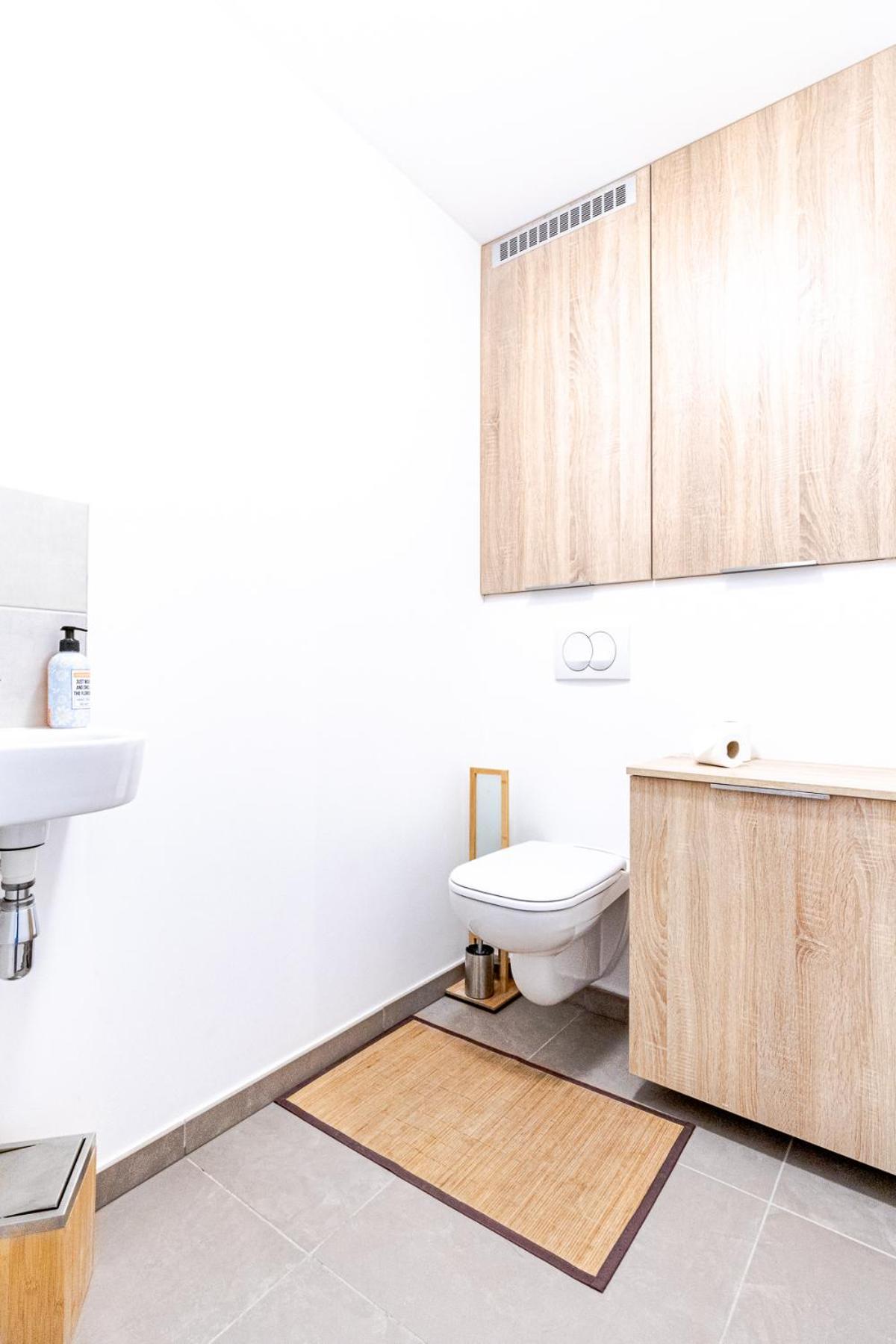 La Plume Vue Lac 3 Etoiles - Garage Prive, Secteur Recherche, Moderne & Tout Equipe, 6 Personnes Annecy Zewnętrze zdjęcie